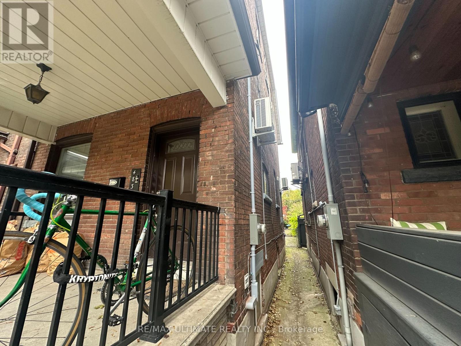 Main Floor - 483 Dovercourt Road, Toronto, Ontario  M6H 2W3 - Photo 2 - C12486428