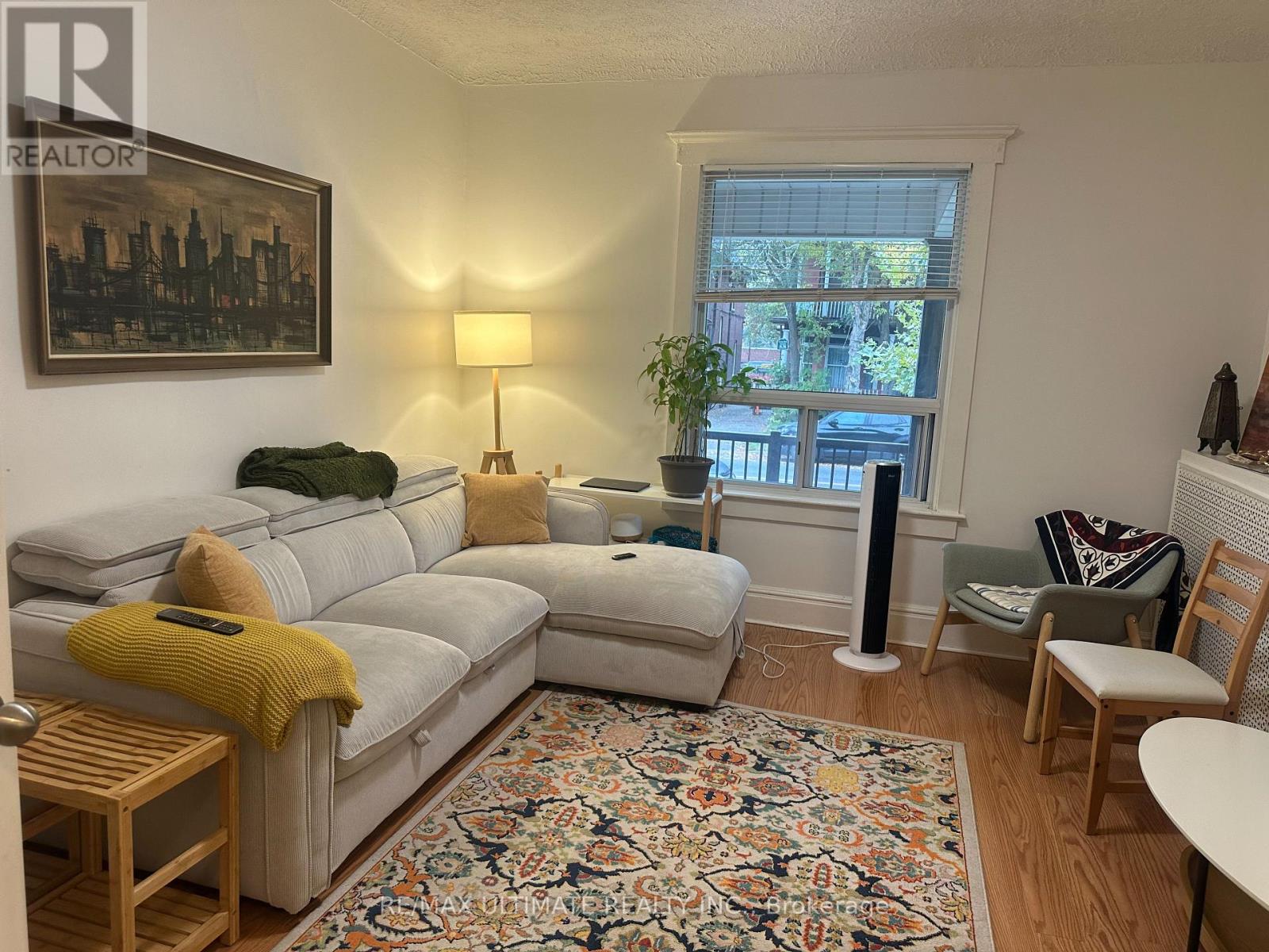 Main Floor - 483 Dovercourt Road, Toronto, Ontario  M6H 2W3 - Photo 4 - C12486428