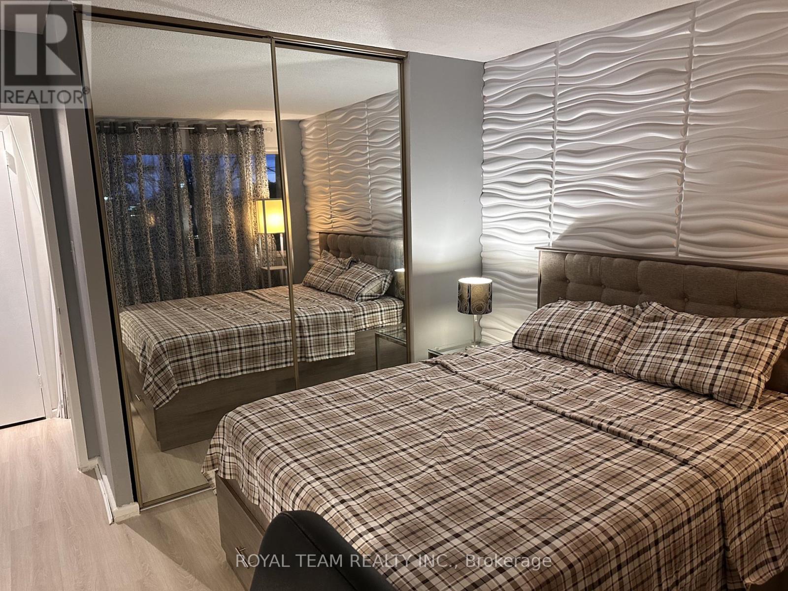 201 - 735 Don Mills Road, Toronto, Ontario  M3C 1S9 - Photo 13 - C12486432