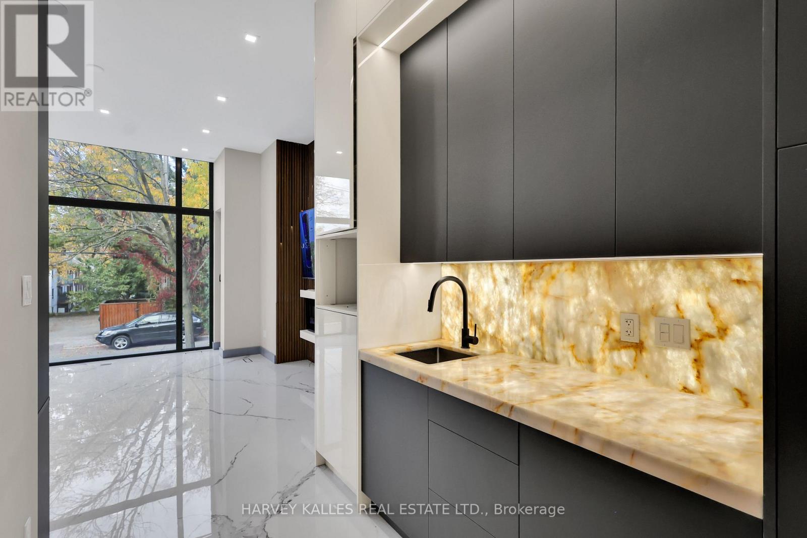 71 Ardmore Road, Toronto, Ontario  M5P 1V4 - Photo 13 - C12486479