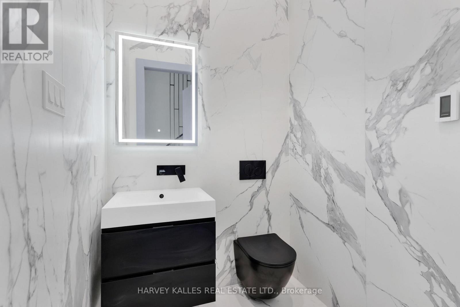 71 Ardmore Road, Toronto, Ontario  M5P 1V4 - Photo 20 - C12486479