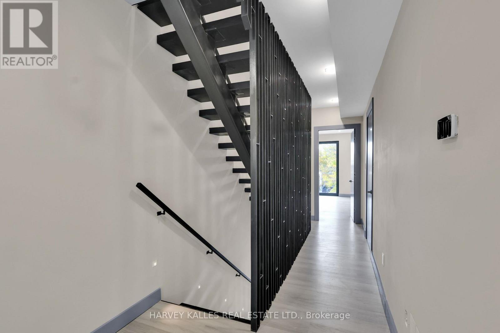 71 Ardmore Road, Toronto, Ontario  M5P 1V4 - Photo 35 - C12486479