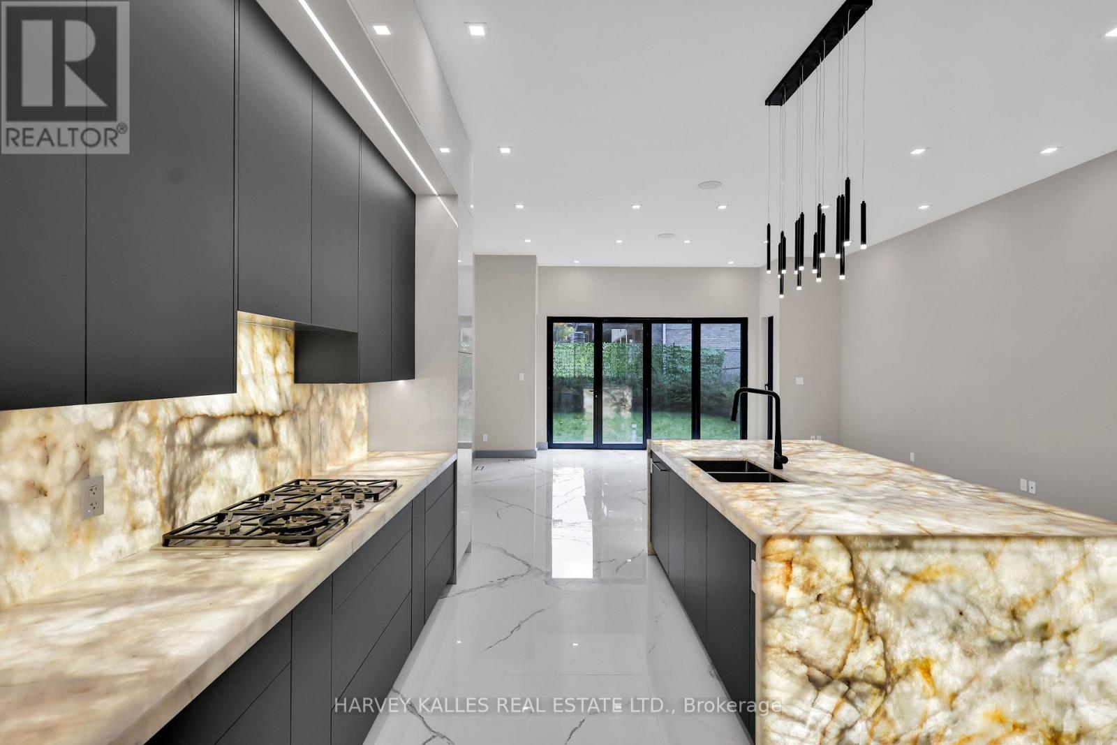 71 Ardmore Road, Toronto, Ontario  M5P 1V4 - Photo 8 - C12486479