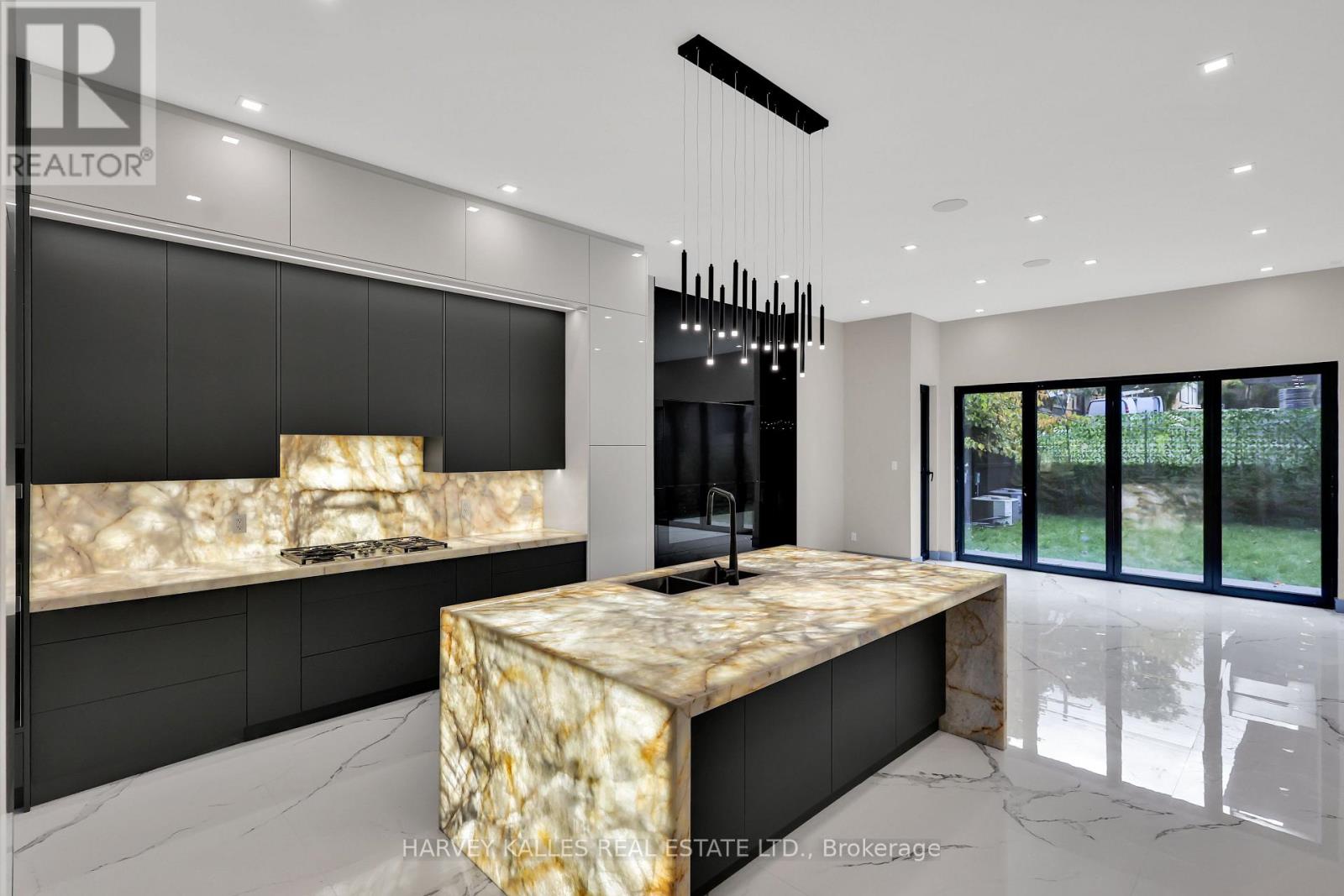 71 Ardmore Road, Toronto, Ontario  M5P 1V4 - Photo 9 - C12486479