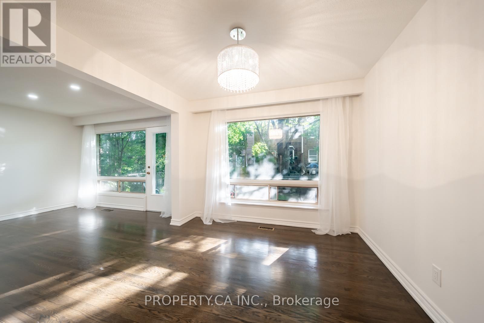 98 Tanjoe Crescent, Toronto, Ontario  M2M 1P7 - Photo 11 - C12486490