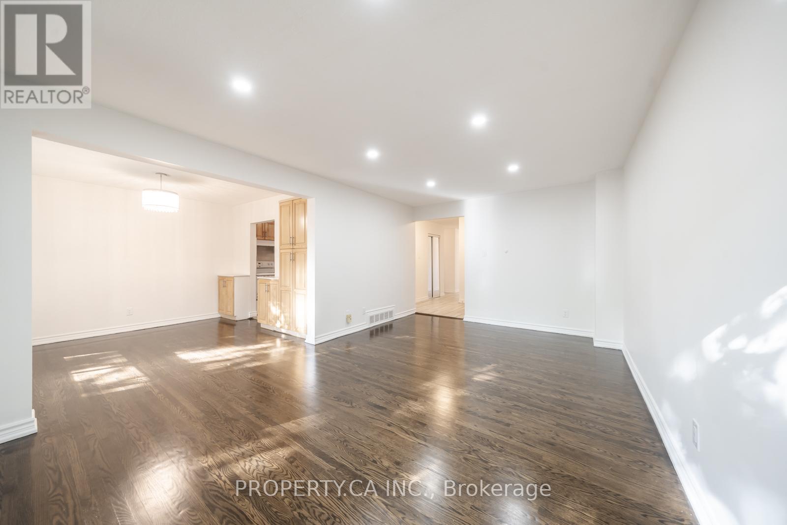 98 Tanjoe Crescent, Toronto, Ontario  M2M 1P7 - Photo 13 - C12486490