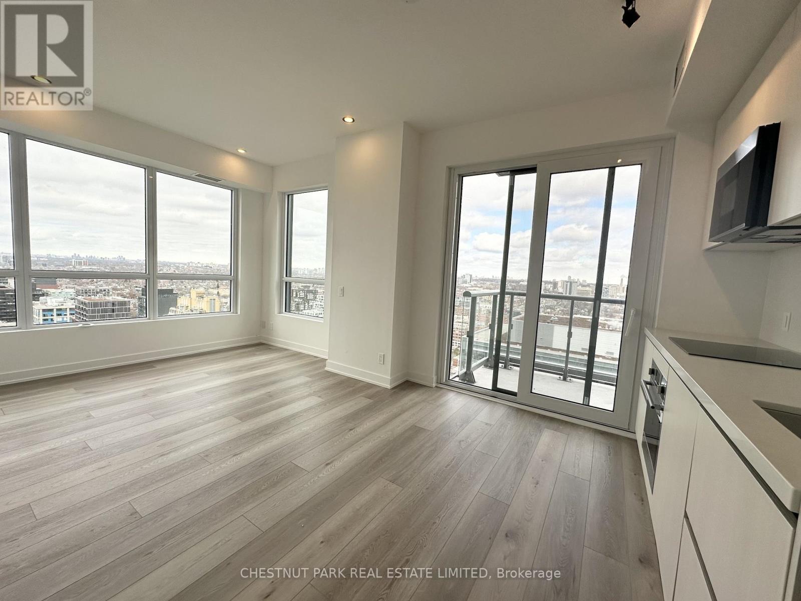 2913 - 108 Peter Street, Toronto, Ontario  M5V 0W2 - Photo 3 - C12486491