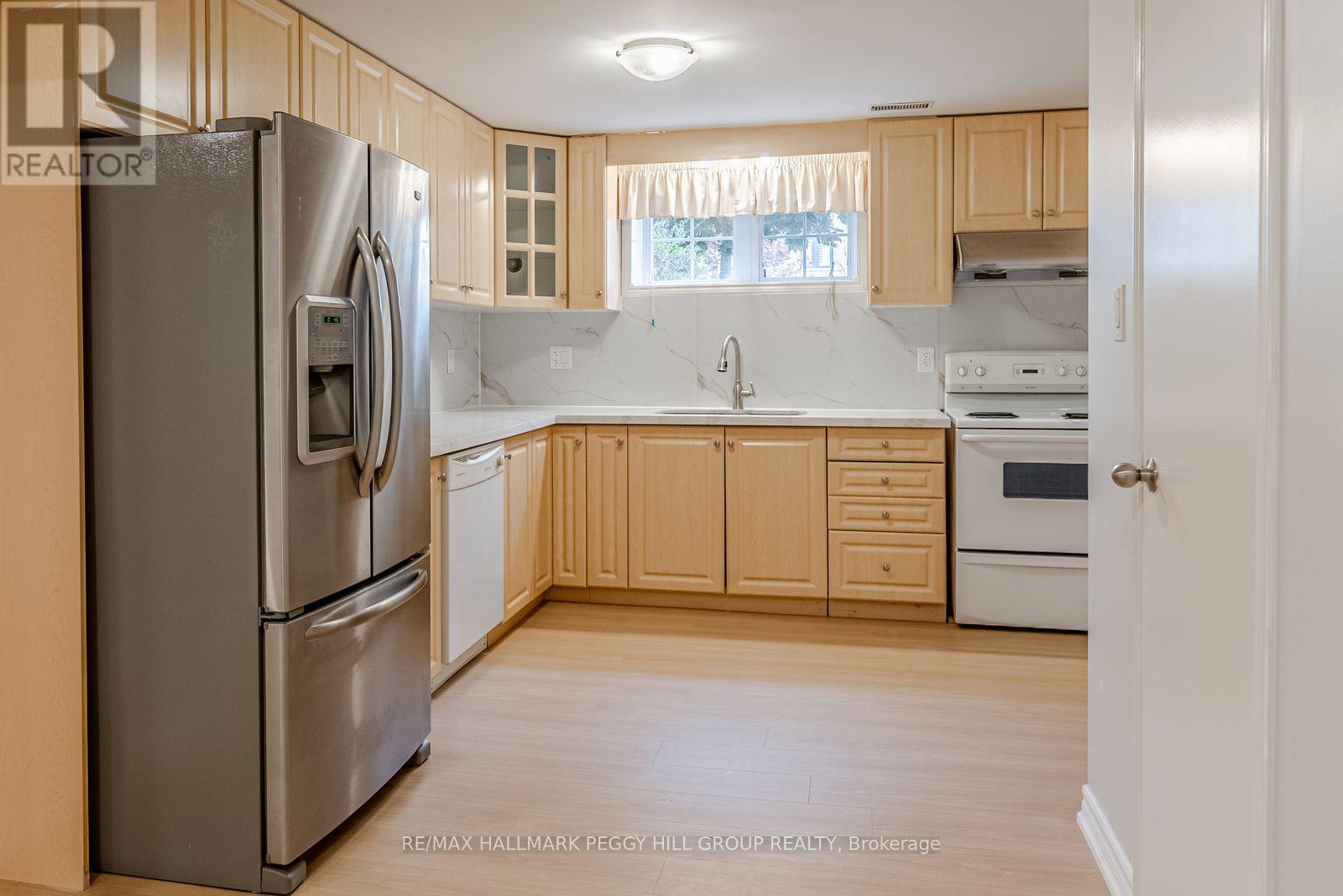 Lower - 1 Shady Glen Crescent, Caledon, Ontario  L7E 2K4 - Photo 4 - W12478807