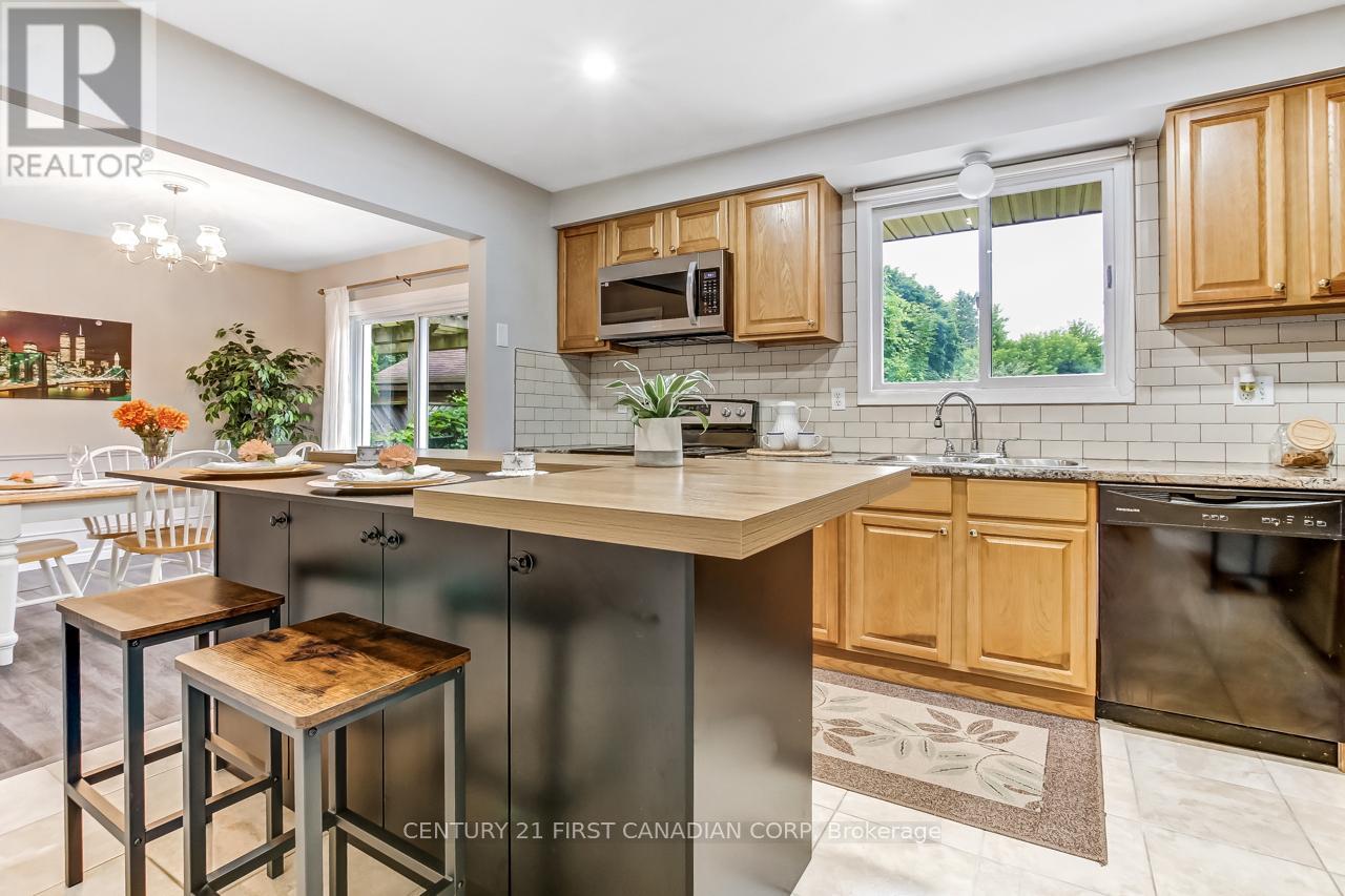 440 Castlegrove Boulevard, London North, Ontario  N6G 1K8 - Photo 10 - X12486513