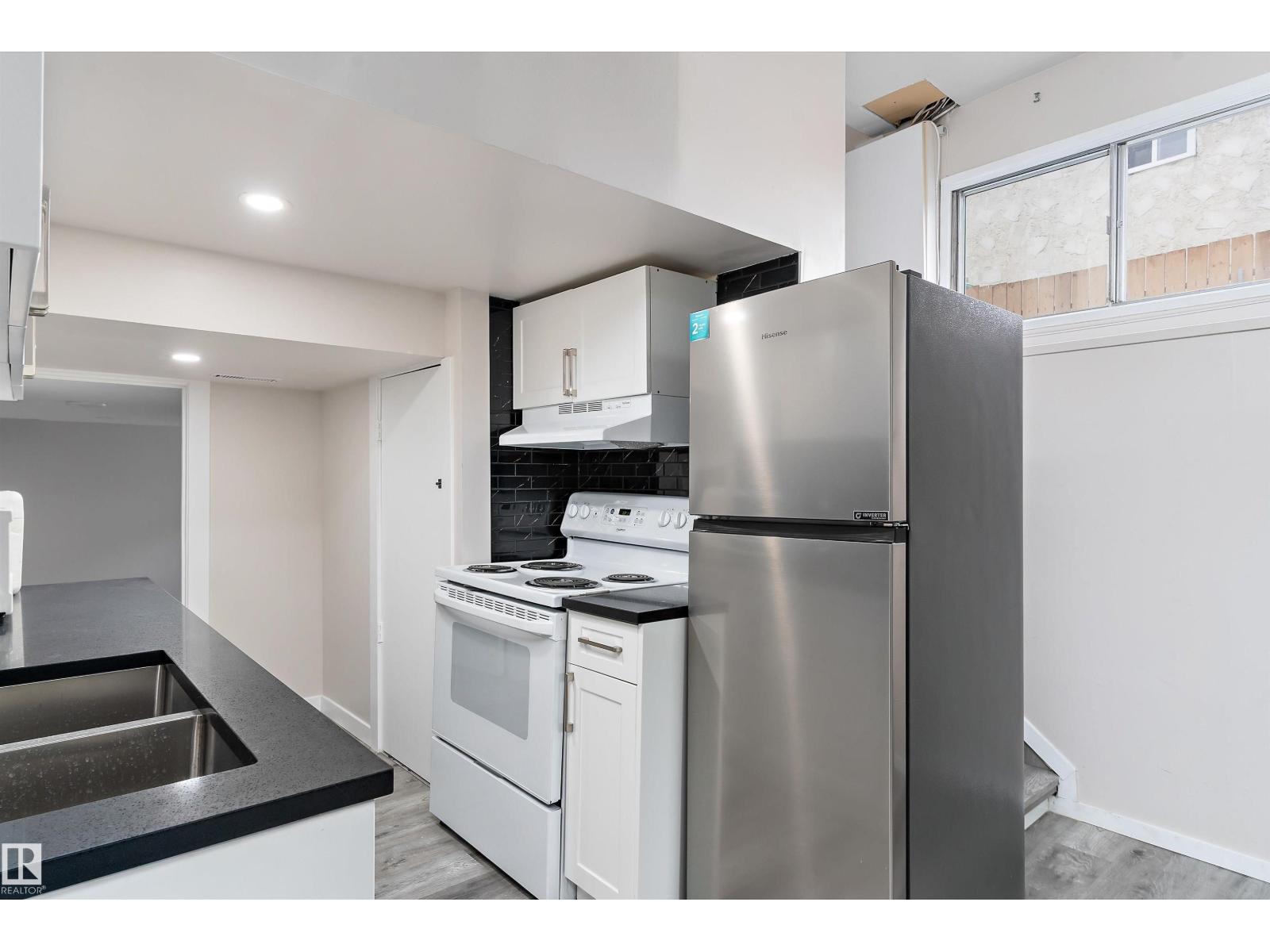 3214 71 St Nw, Edmonton, Alberta  T6K 1K9 - Photo 19 - E4463802