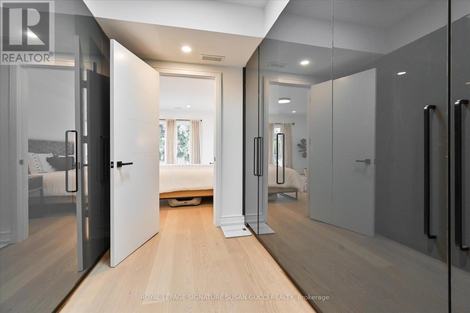 36 Glenshaw Crescent, Toronto, Ontario  M4B 2C9 - Photo 18 - E12486359