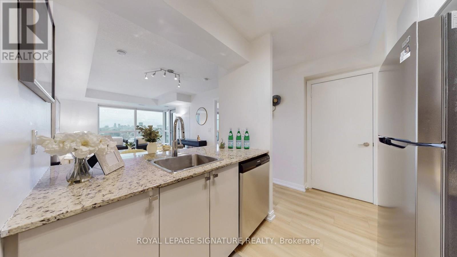 915 - 181 Village Green Square, Toronto, Ontario  M1S 0L3 - Photo 6 - E12486363