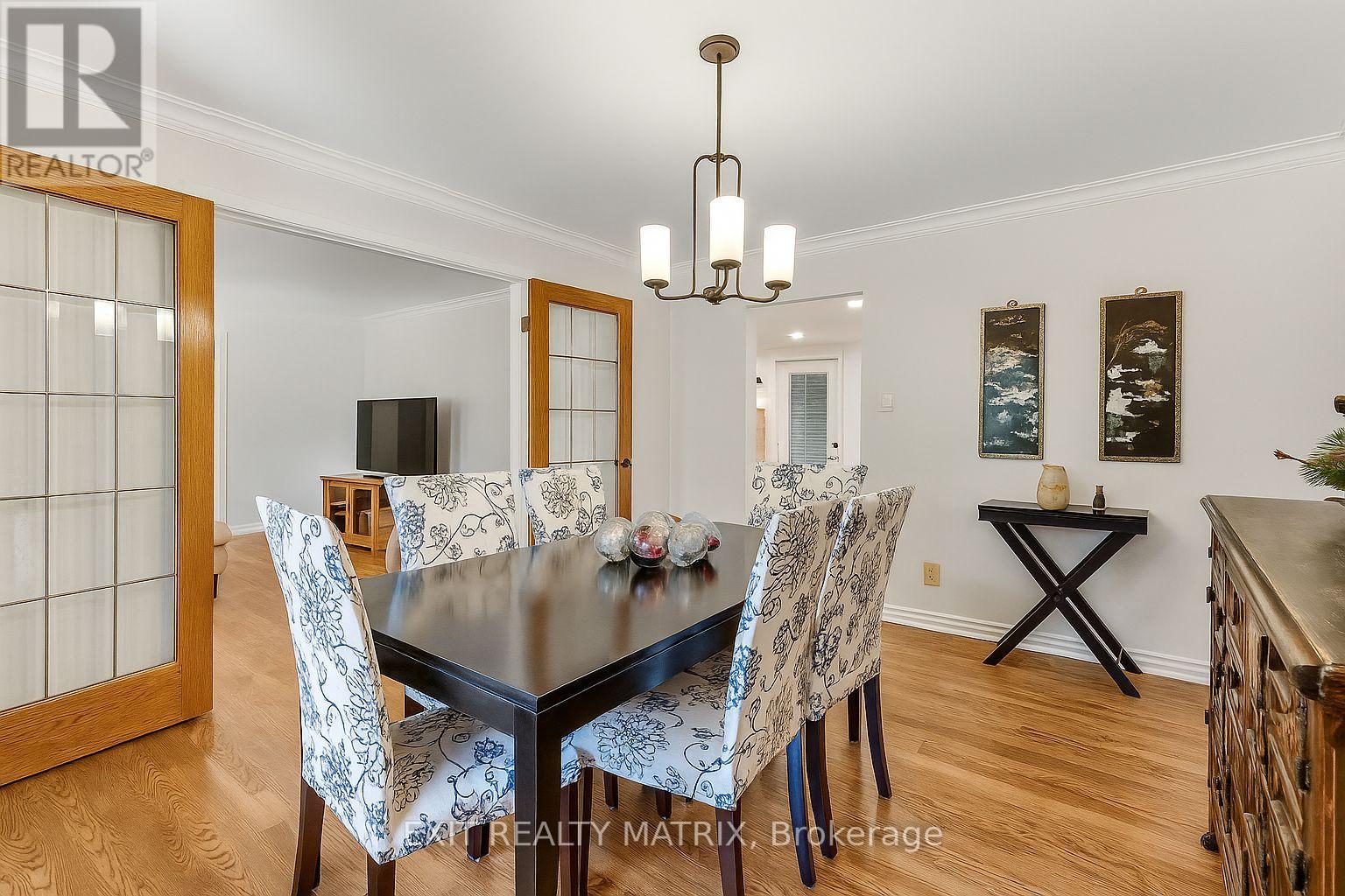 6343 Deermeadow Drive, Ottawa, Ontario  K4P 1M9 - Photo 9 - X12486512