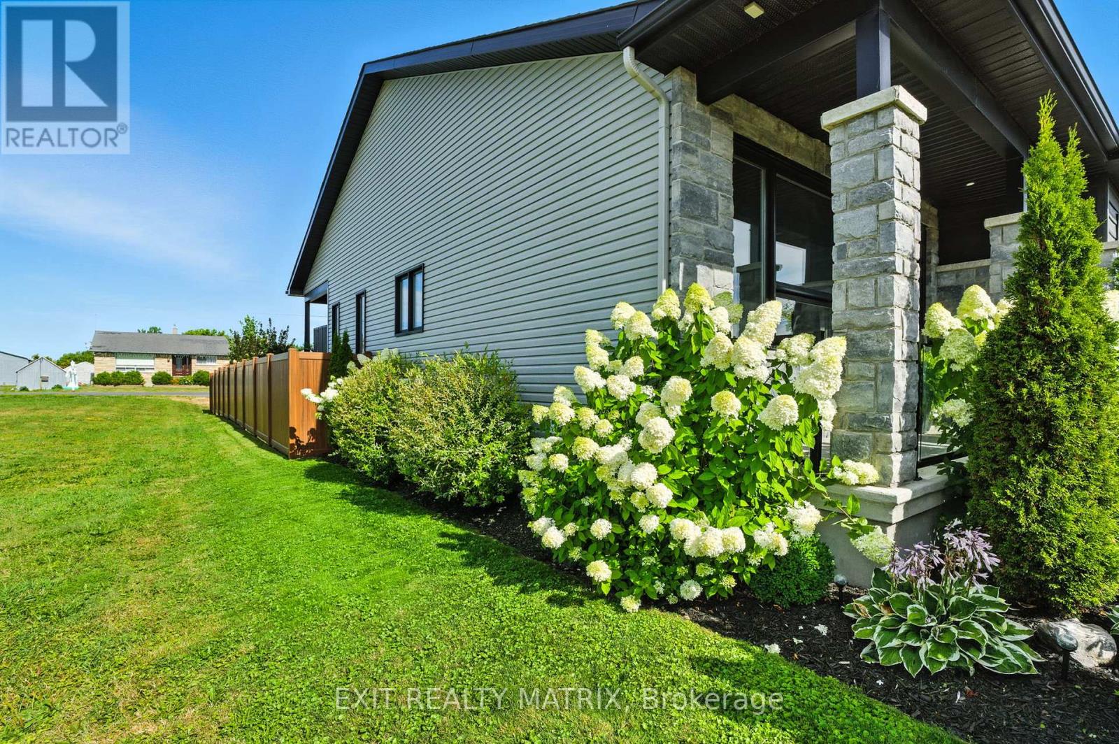 56 Nancy Street, Russell, Ontario  K0A 1W0 - Photo 23 - X12486532