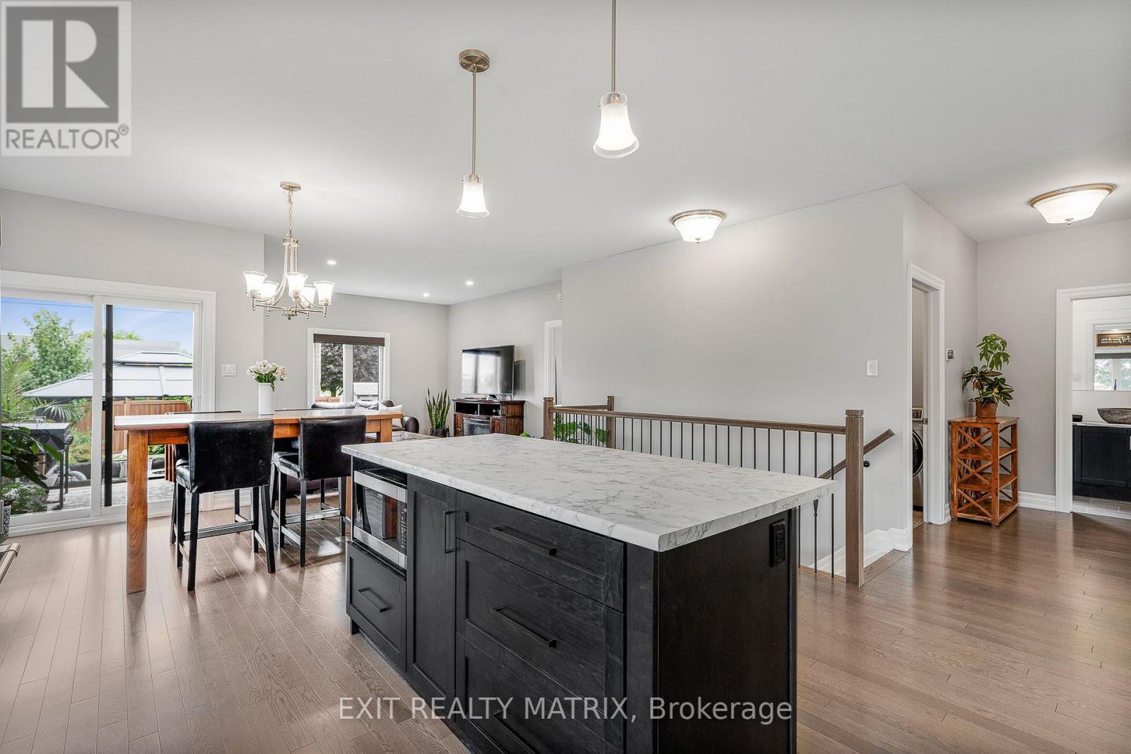 56 Nancy Street, Russell, Ontario  K0A 1W0 - Photo 9 - X12486532