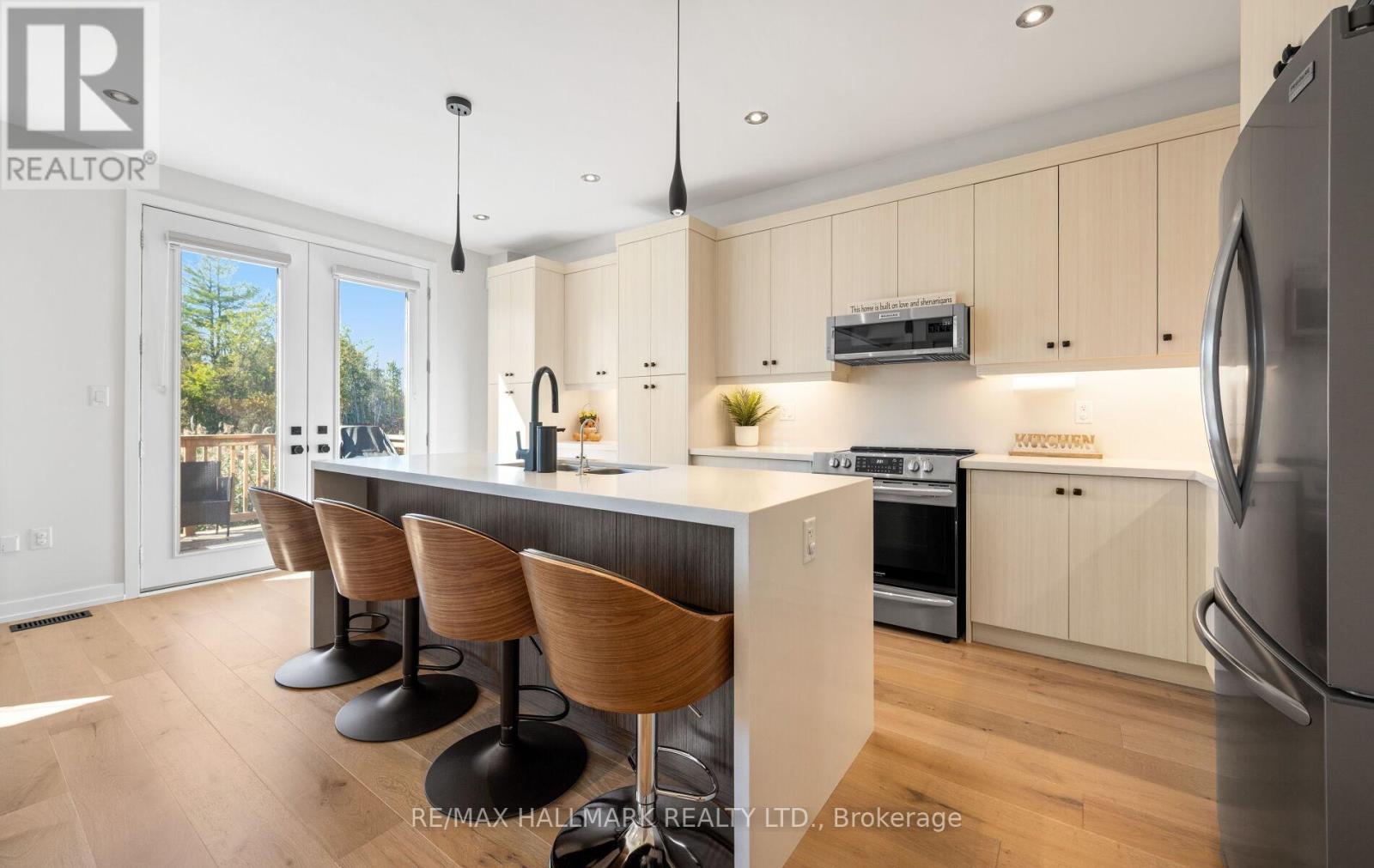 155 Stevenson Crescent, Bradford West Gwillimbury (Bradford), Ontario  L3Z 4M1 - Photo 11 - N12486377