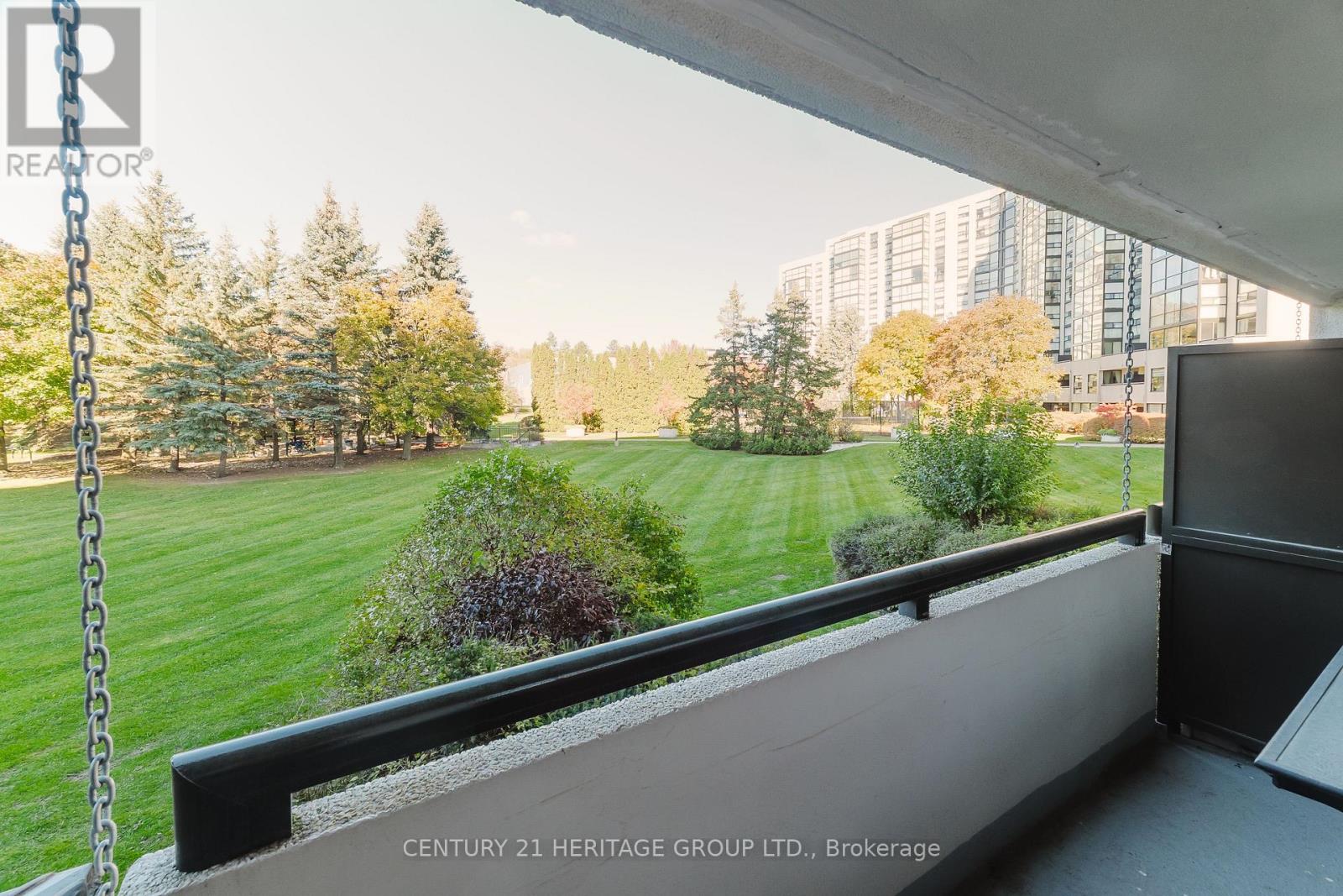 203 - 40 Harding Blvd Boulevard W, Richmond Hill, Ontario  L4C 9S5 - Photo 17 - N12486383