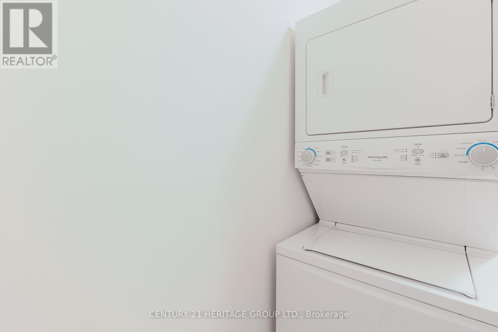 203 - 40 Harding Blvd Boulevard W, Richmond Hill, Ontario  L4C 9S5 - Photo 28 - N12486383