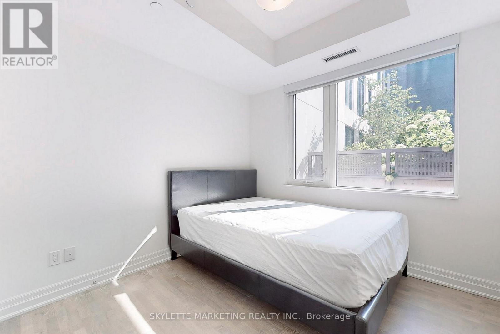 529a - 10 Rouge Valley Drive W, Markham, Ontario  L6G 0G9 - Photo 13 - N12486403