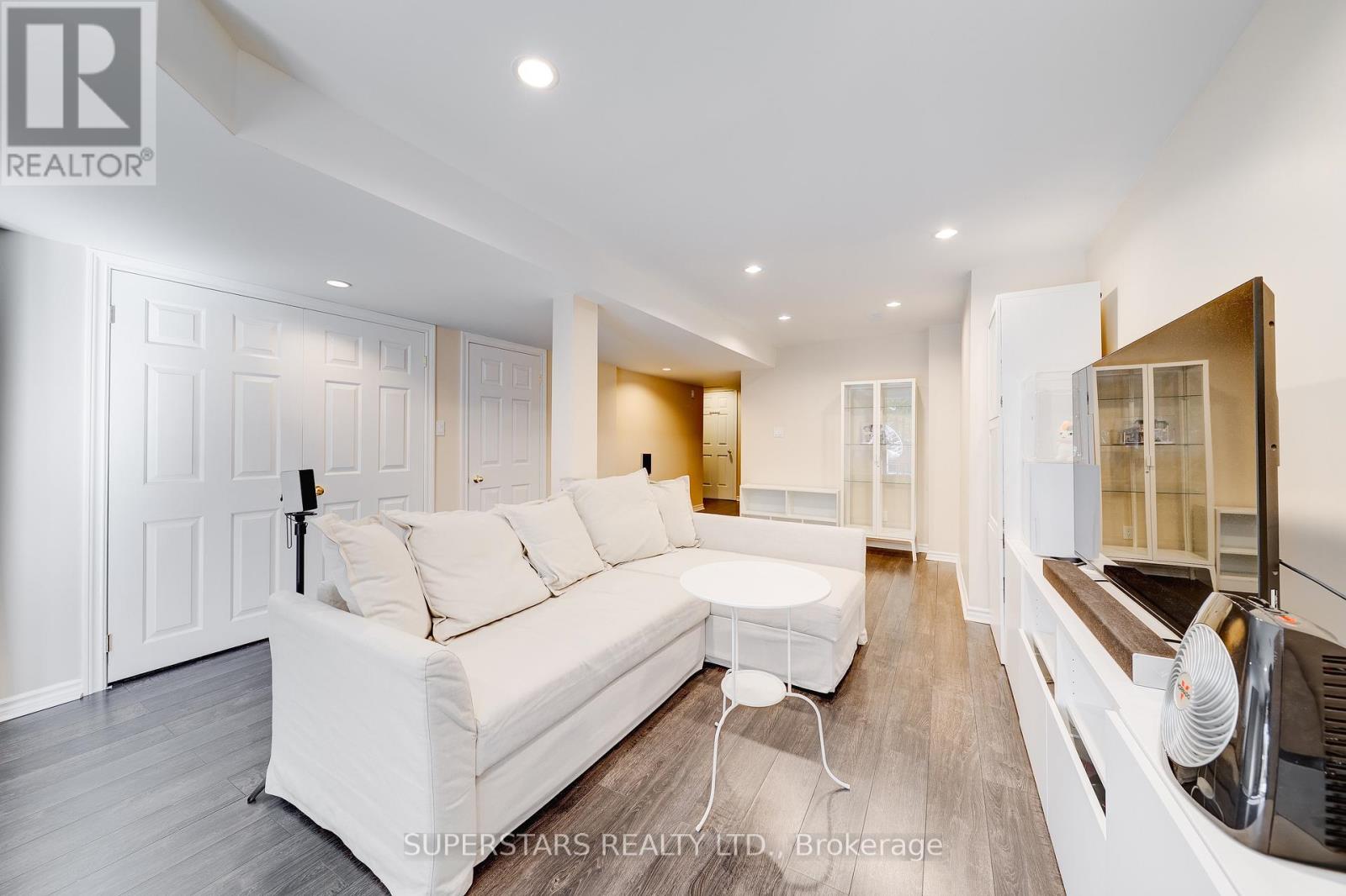 41 - 8 Townwood Drive, Richmond Hill, Ontario  L4E 4Y1 - Photo 21 - N12486438