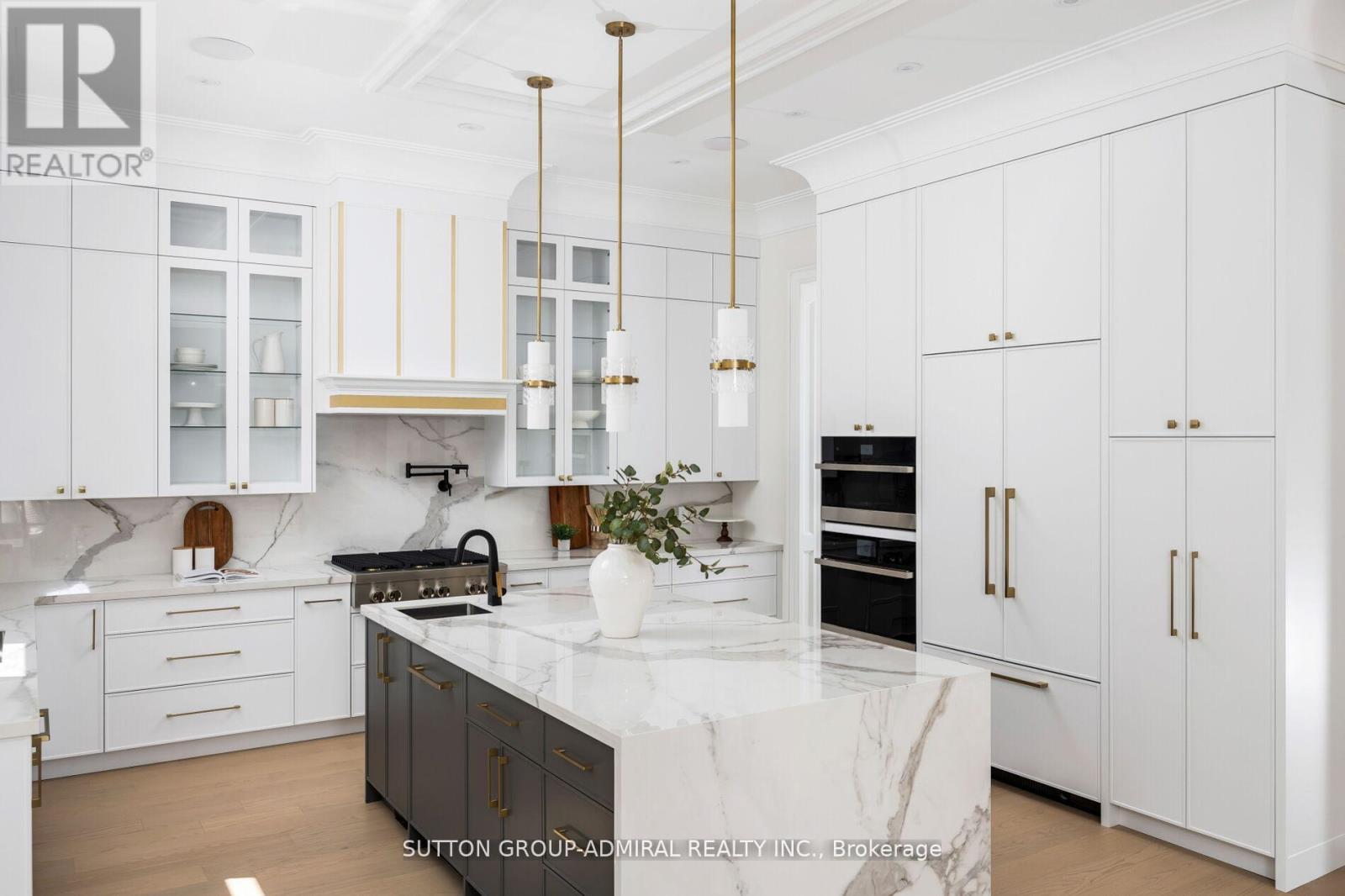 70 Elizabeth Drive, King (Nobleton), Ontario  L0G 1N0 - Photo 11 - N12486475