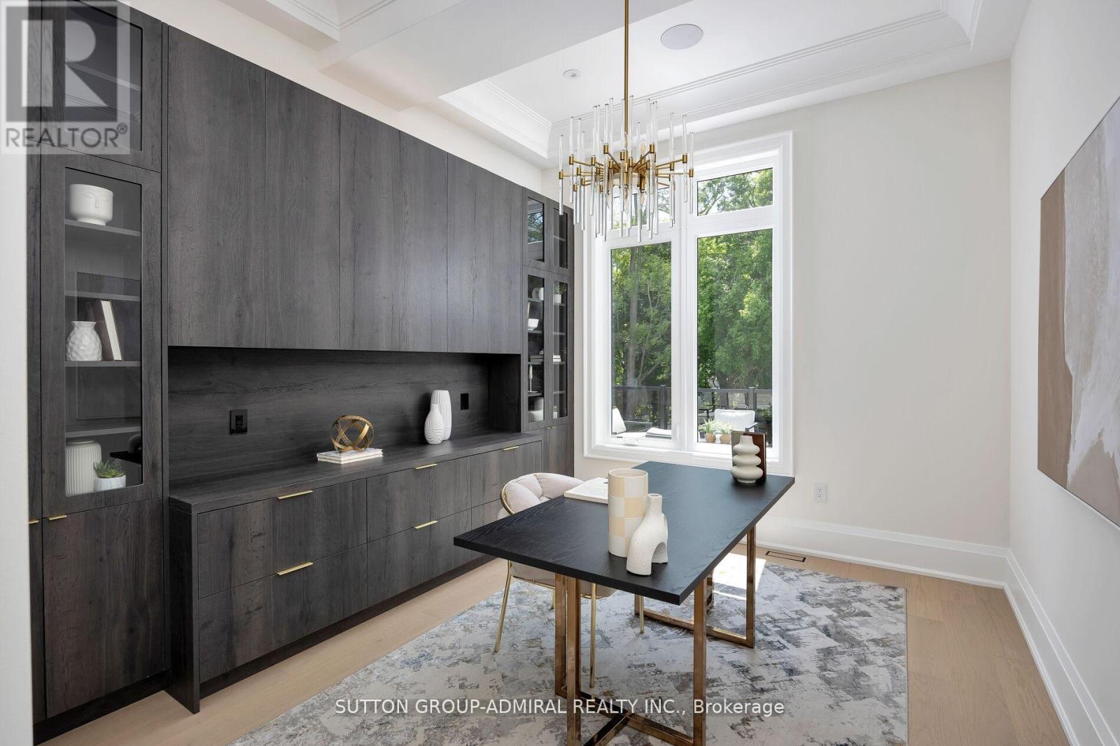 70 Elizabeth Drive, King (Nobleton), Ontario  L0G 1N0 - Photo 19 - N12486475