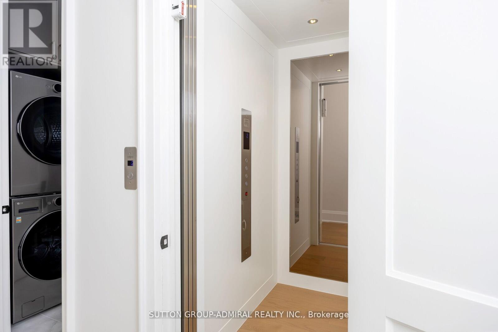 70 Elizabeth Drive, King (Nobleton), Ontario  L0G 1N0 - Photo 32 - N12486475