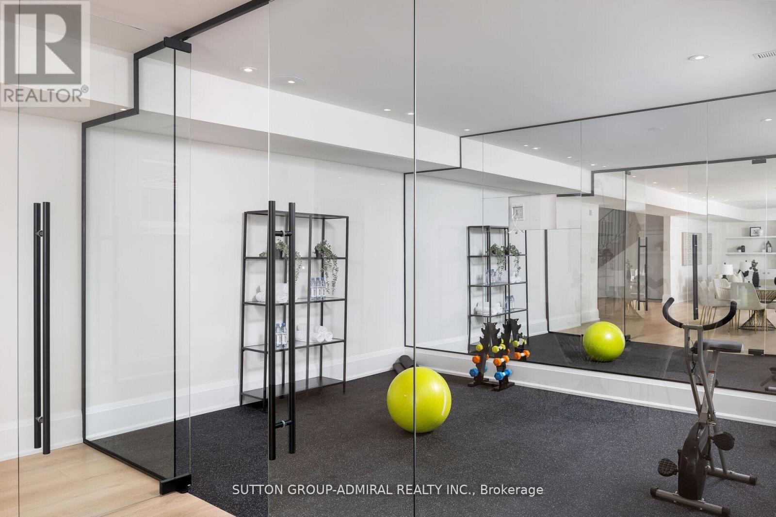 70 Elizabeth Drive, King (Nobleton), Ontario  L0G 1N0 - Photo 36 - N12486475