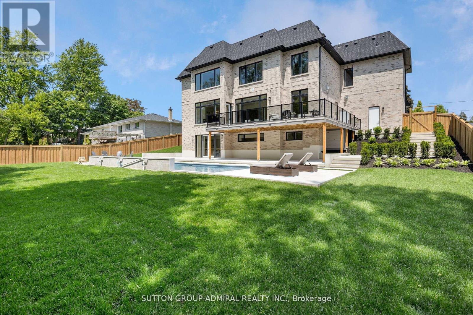 70 Elizabeth Drive, King (Nobleton), Ontario  L0G 1N0 - Photo 41 - N12486475