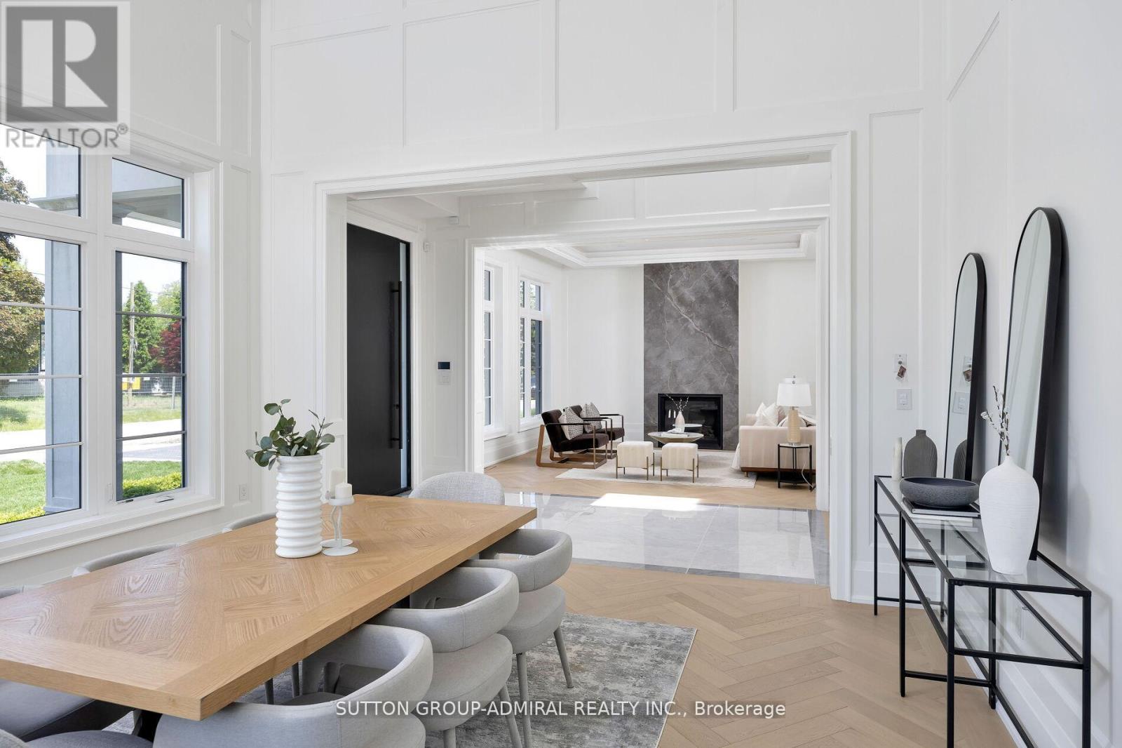 70 Elizabeth Drive, King (Nobleton), Ontario  L0G 1N0 - Photo 7 - N12486475