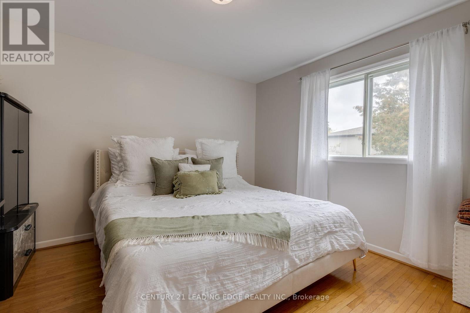 115 Simonston Boulevard, Markham, Ontario  L3T 4L9 - Photo 21 - N12486494