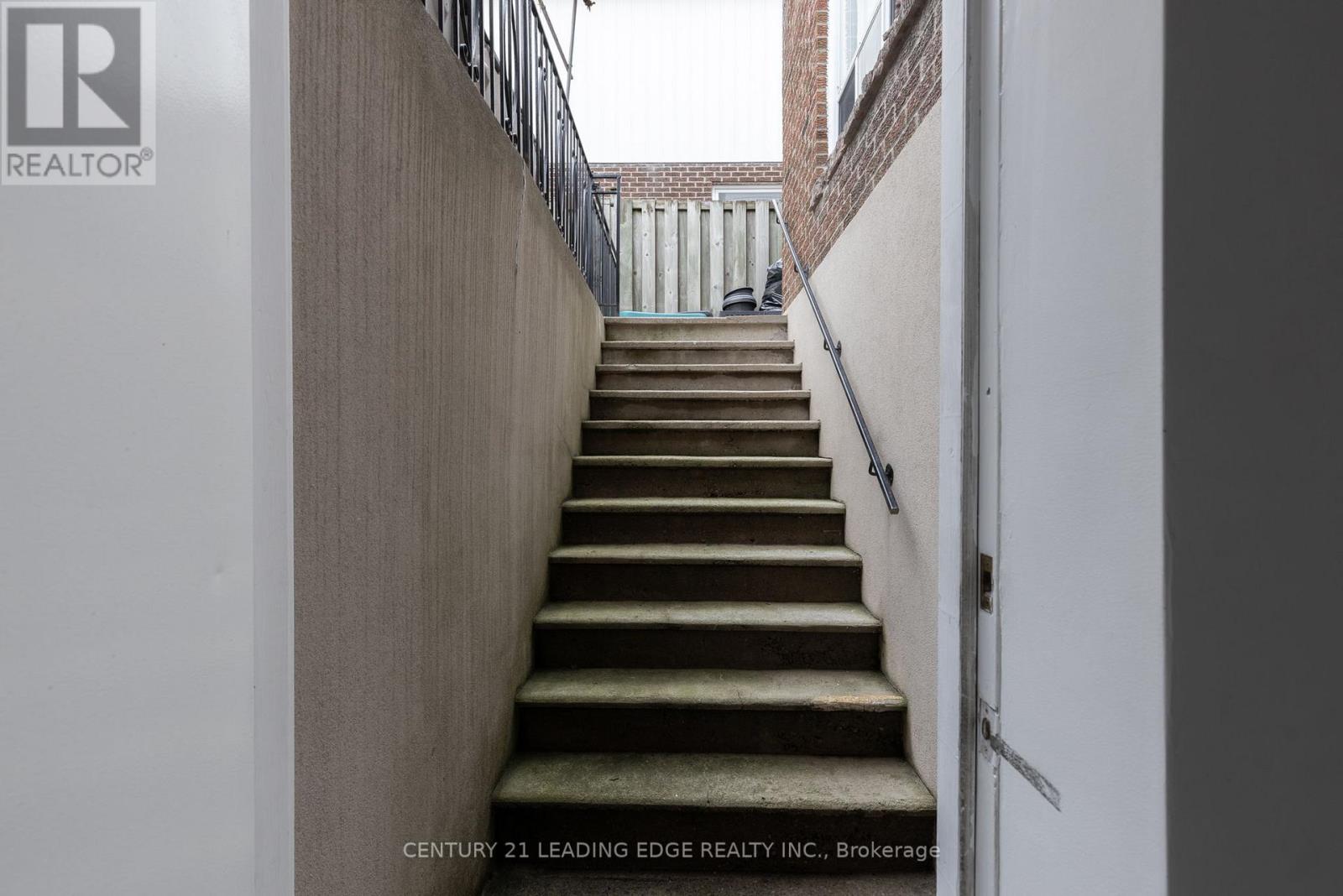 115 Simonston Boulevard, Markham, Ontario  L3T 4L9 - Photo 35 - N12486494