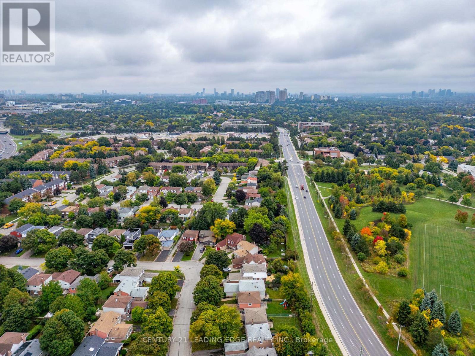 115 Simonston Boulevard, Markham, Ontario  L3T 4L9 - Photo 46 - N12486494