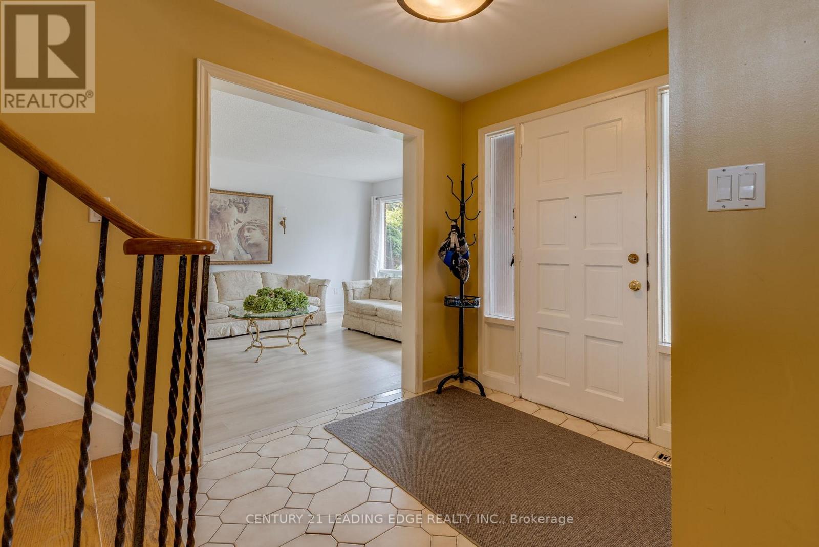 115 Simonston Boulevard, Markham, Ontario  L3T 4L9 - Photo 5 - N12486494