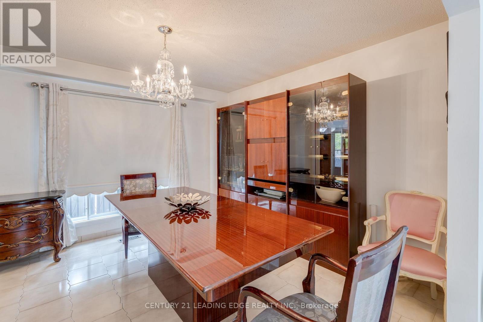 115 Simonston Boulevard, Markham, Ontario  L3T 4L9 - Photo 8 - N12486494