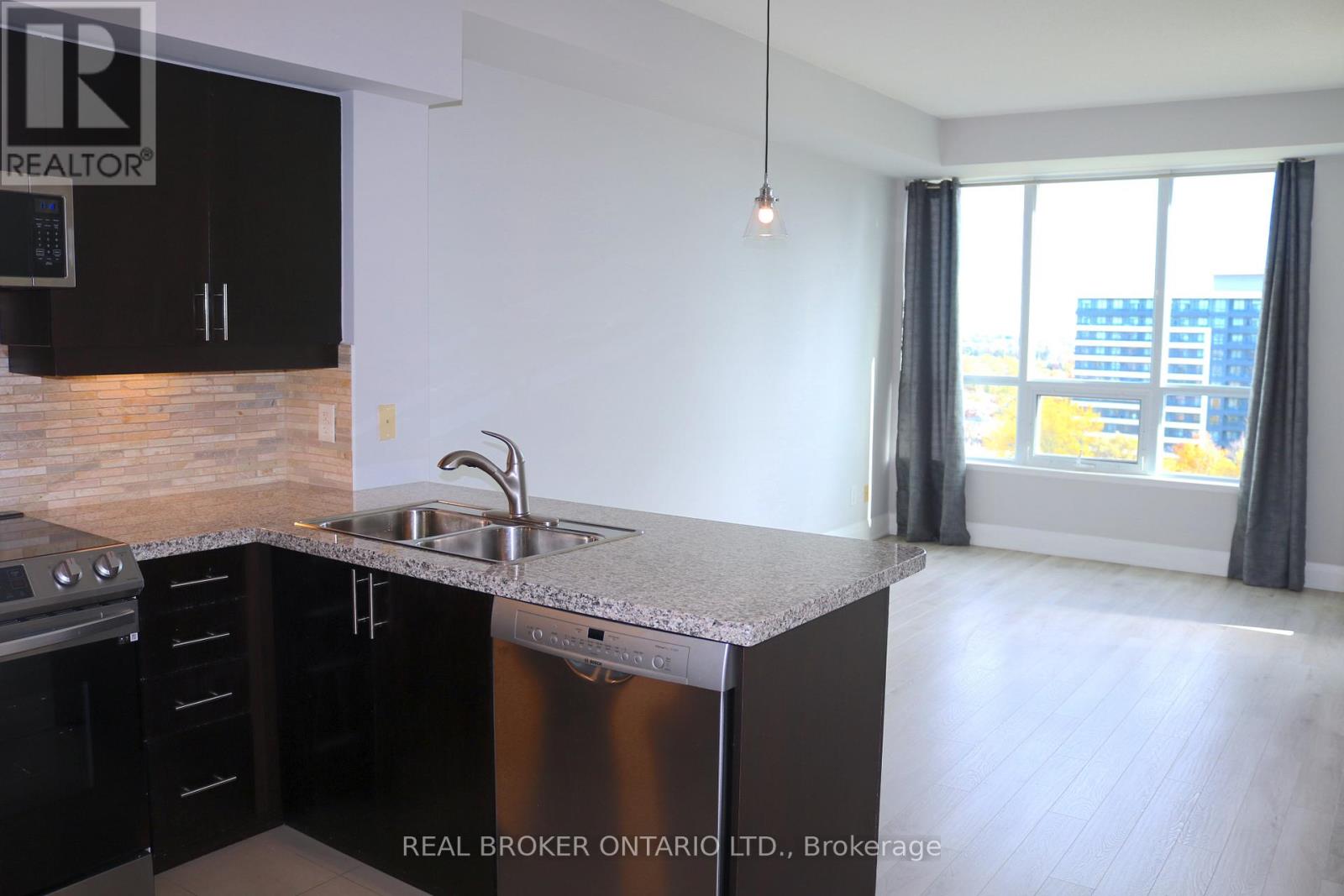 1103 - 20 North Park Road, Vaughan, Ontario  L4J 0G7 - Photo 12 - N12486495