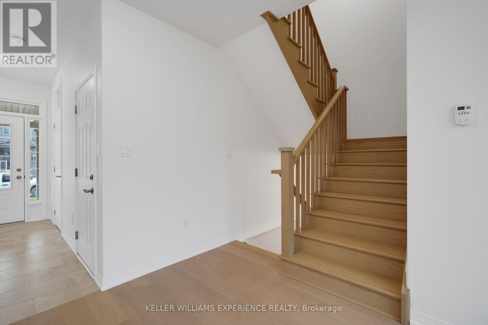 86 Sagewood Avenue, Barrie (Painswick South), Ontario  L9J 0K5 - Photo 15 - S12486393