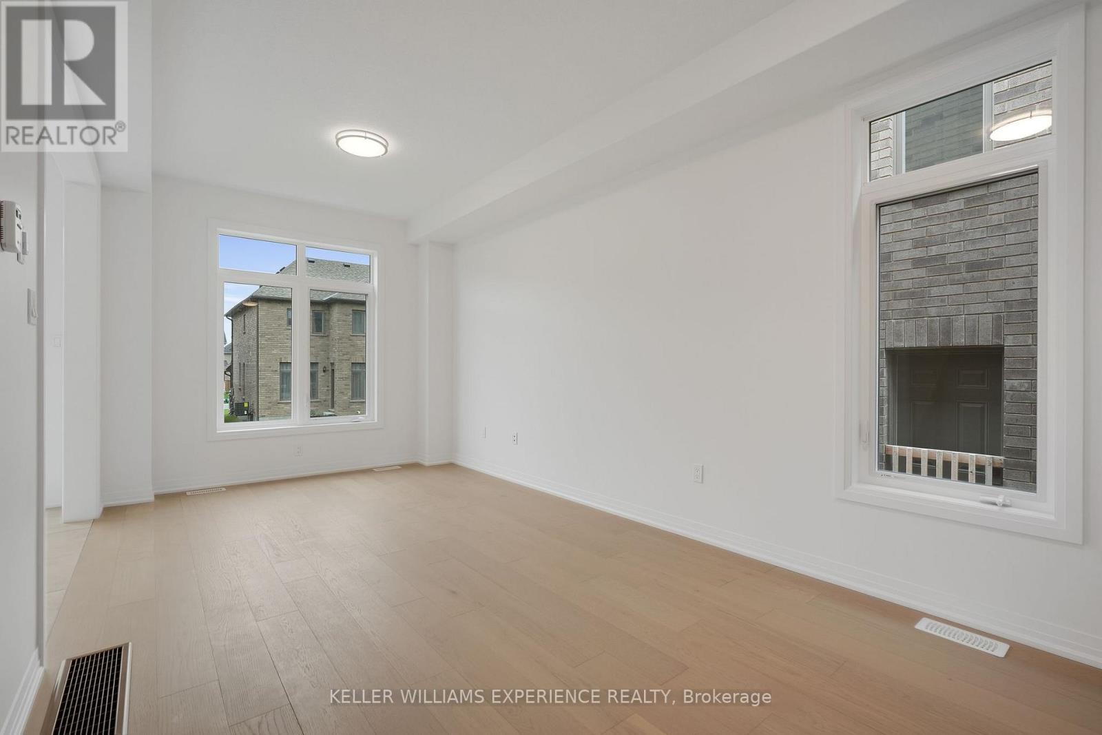 86 Sagewood Avenue, Barrie (Painswick South), Ontario  L9J 0K5 - Photo 6 - S12486393