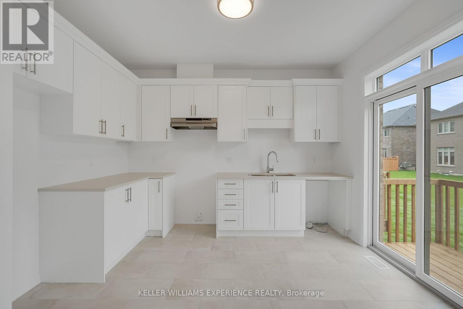 86 Sagewood Avenue, Barrie (Painswick South), Ontario  L9J 0K5 - Photo 8 - S12486393