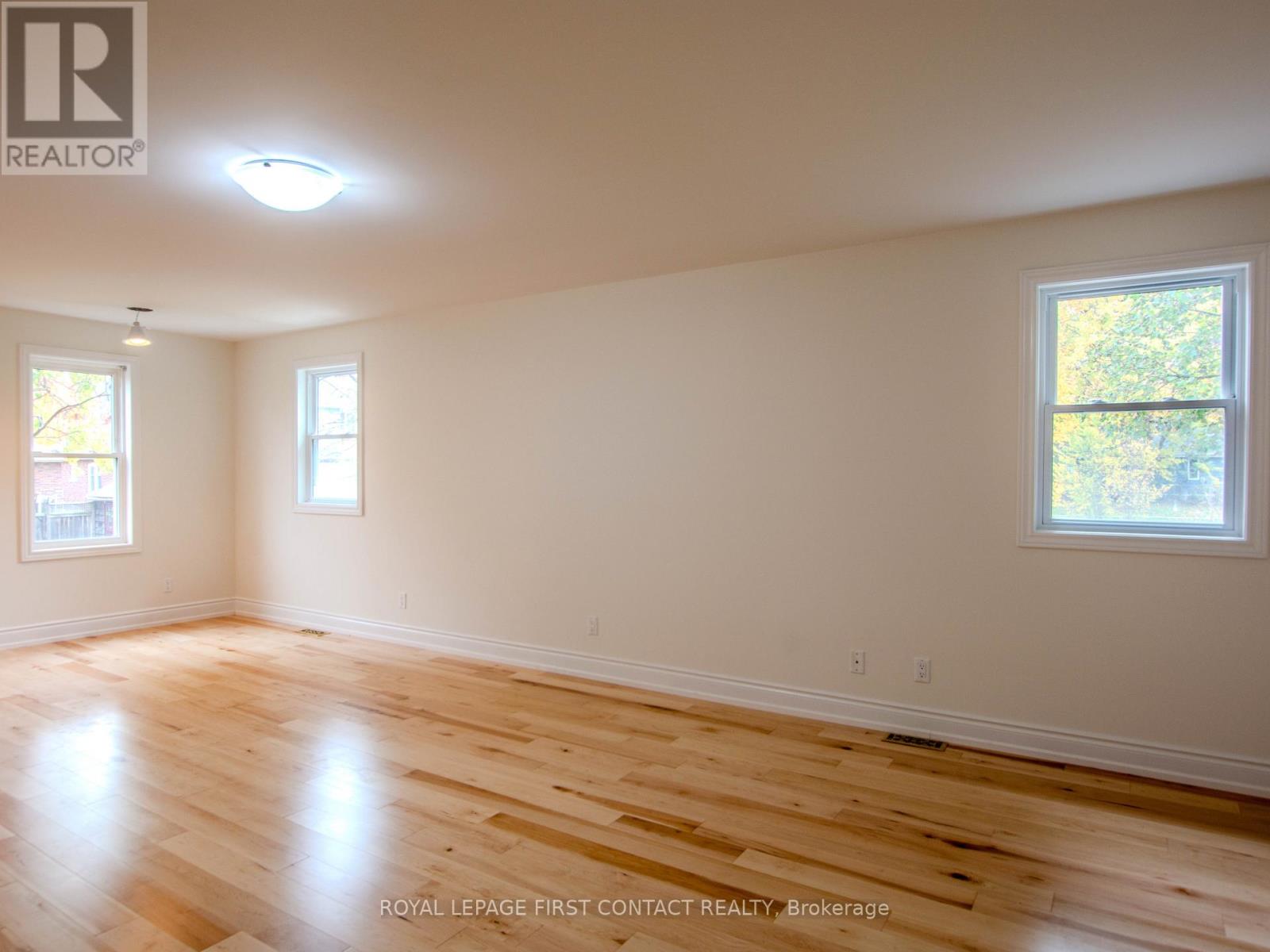 25 Holgate Street, Barrie (Allandale), Ontario  L4N 2T6 - Photo 31 - S12486413