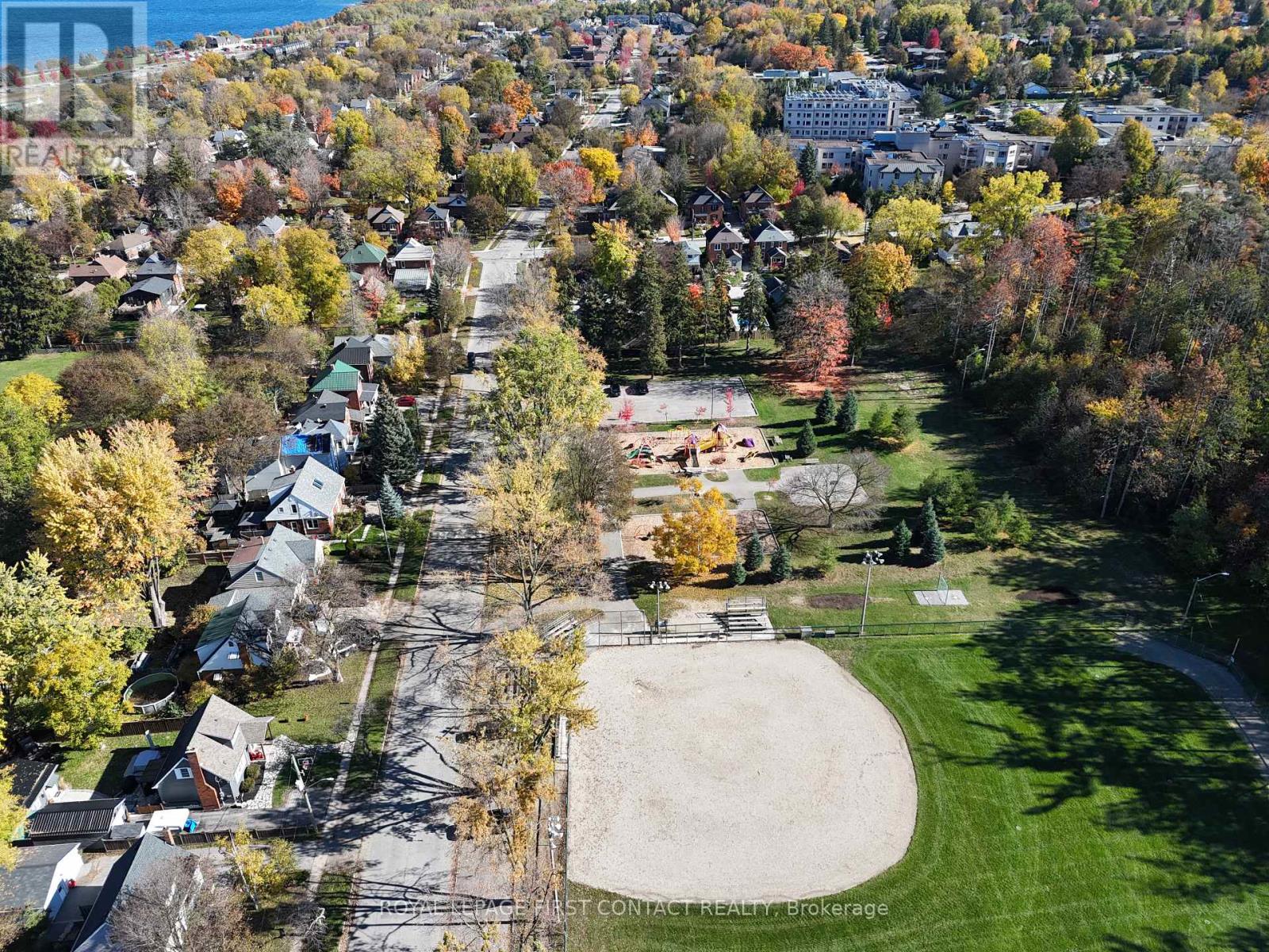 25 Holgate Street, Barrie (Allandale), Ontario  L4N 2T6 - Photo 41 - S12486413