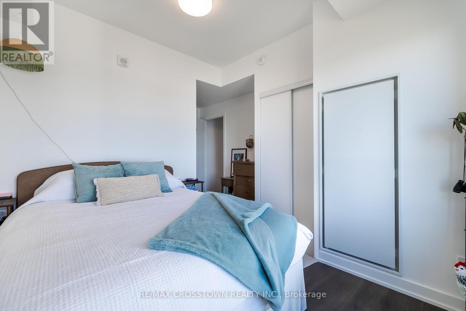 908 - 56 Lakeside Terrace, Barrie, Ontario  L4M 0L4 - Photo 6 - S12486415