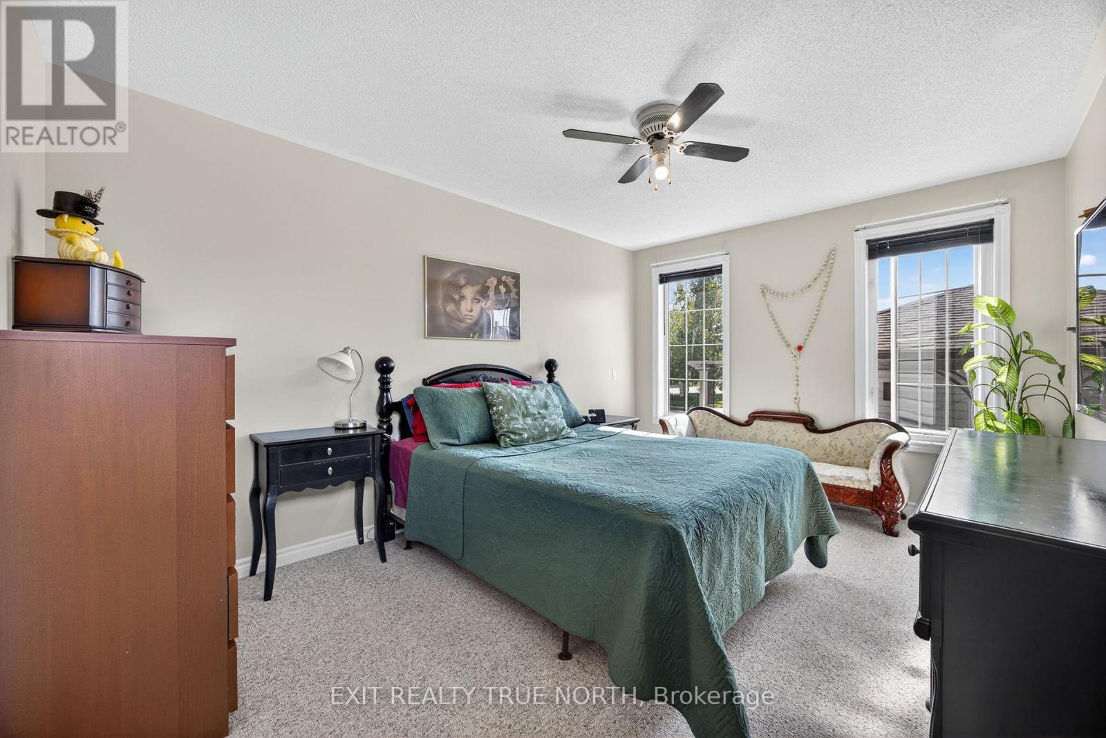 165 Ritchie Crescent, Springwater (Elmvale), Ontario  L0L 1P0 - Photo 12 - S12486482