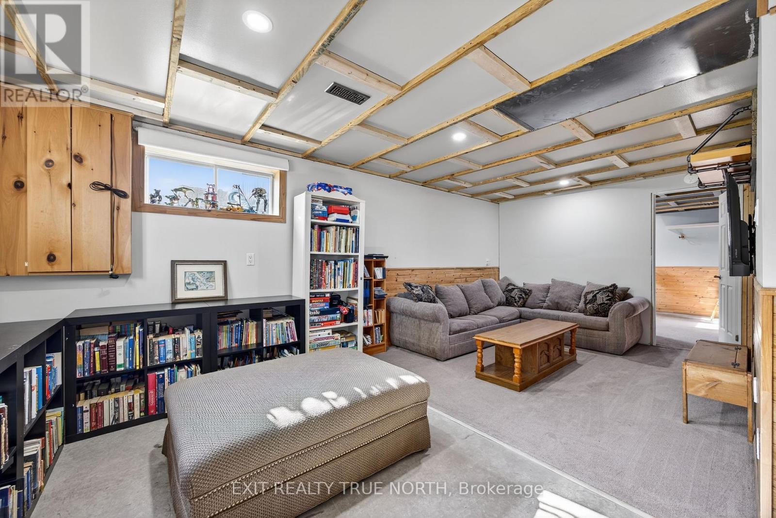 165 Ritchie Crescent, Springwater (Elmvale), Ontario  L0L 1P0 - Photo 19 - S12486482