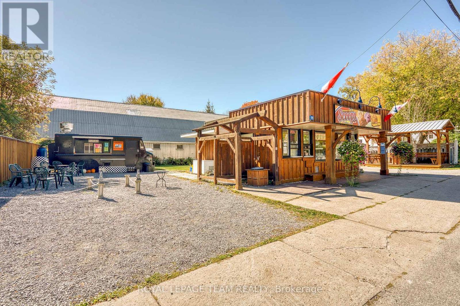 111 Waba Road, Mississippi Mills, Ontario  K0A 2X0 - Photo 3 - X12432655