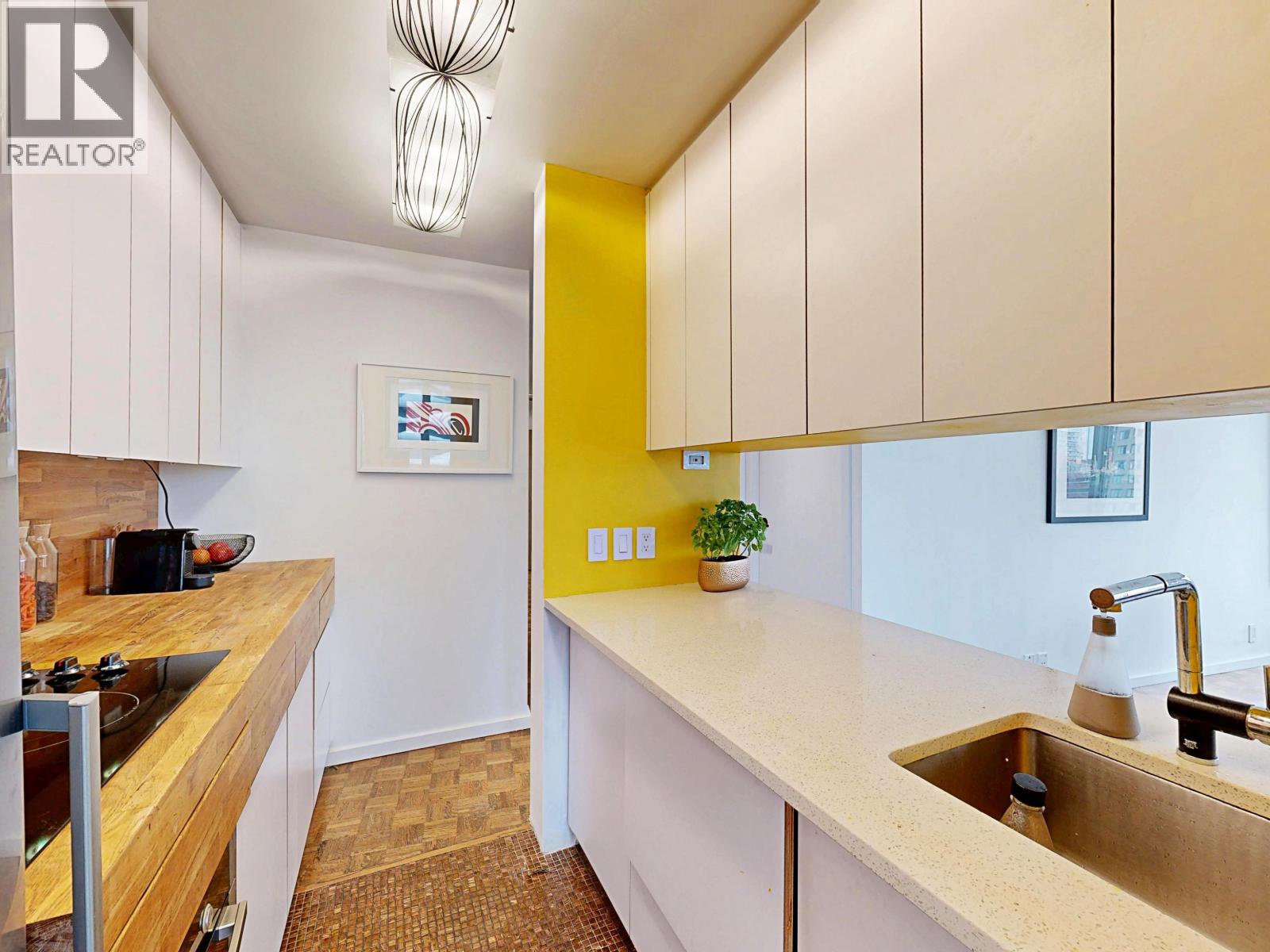 1207 989 Nelson Street, Vancouver, British Columbia  V6Z 2S1 - Photo 8 - R3062593