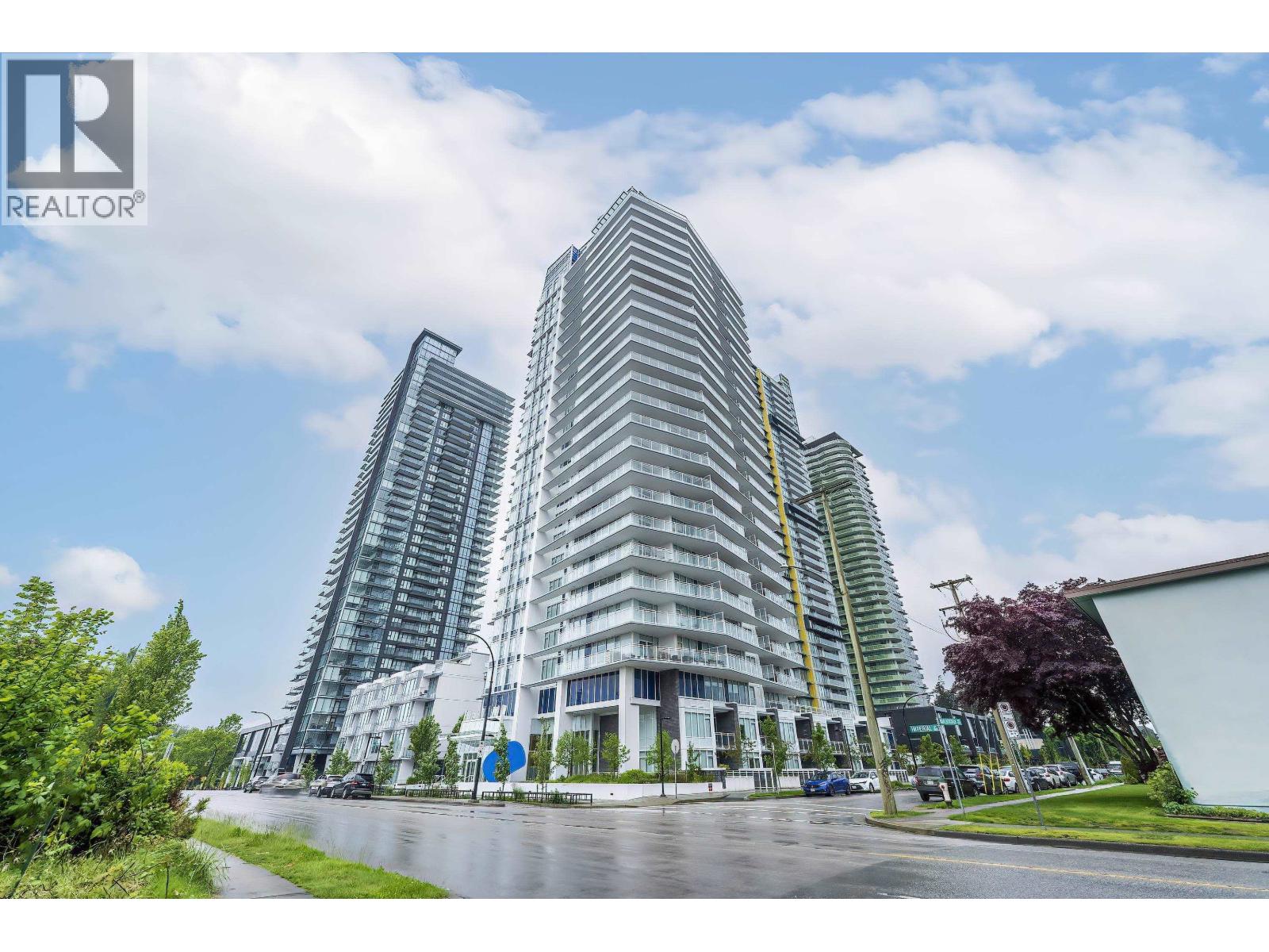 704 5051 IMPERIAL STREET, Burnaby, British Columbia
