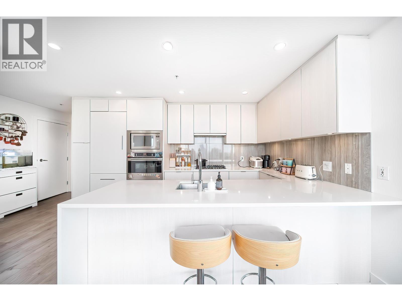 704 5051 Imperial Street, Burnaby, British Columbia  V5J 0J3 - Photo 13 - R3062600