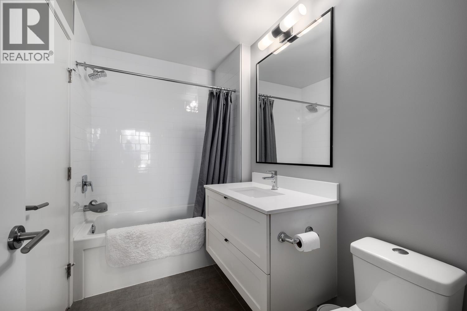 207 3205 Mountain Highway, North Vancouver, British Columbia  V7K 0A3 - Photo 22 - R3062605