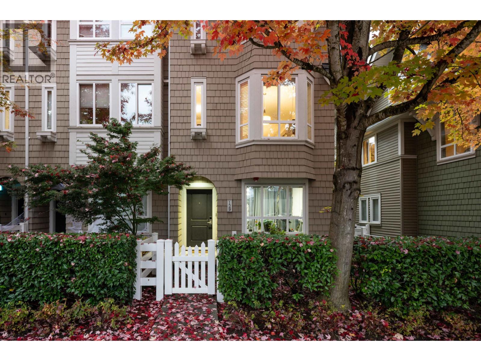 129 2418 Avon Place, Port Coquitlam, British Columbia  V3B 0C7 - Photo 2 - R3062615